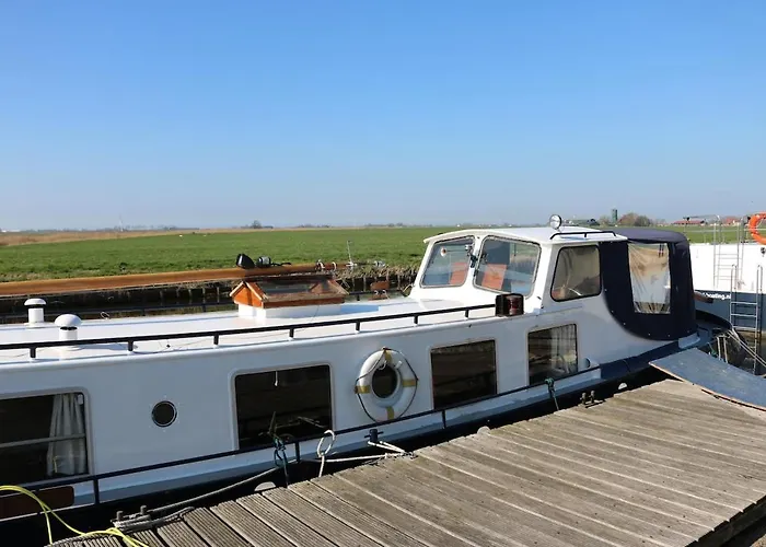 ספינת מלון Authentic Houseboat Center 'loosdrecht' *