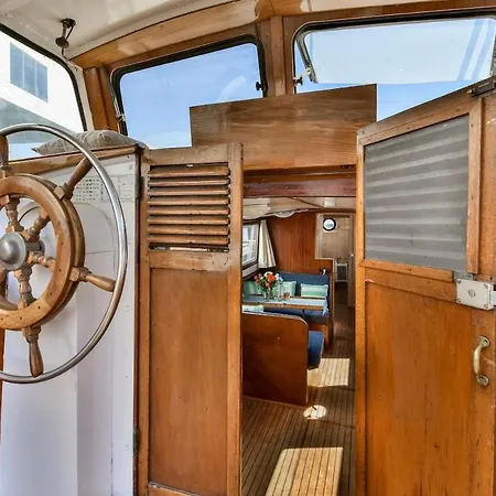 Authentic Houseboat Center 'loosdrecht' Hotel na wodzie Amsterdam
